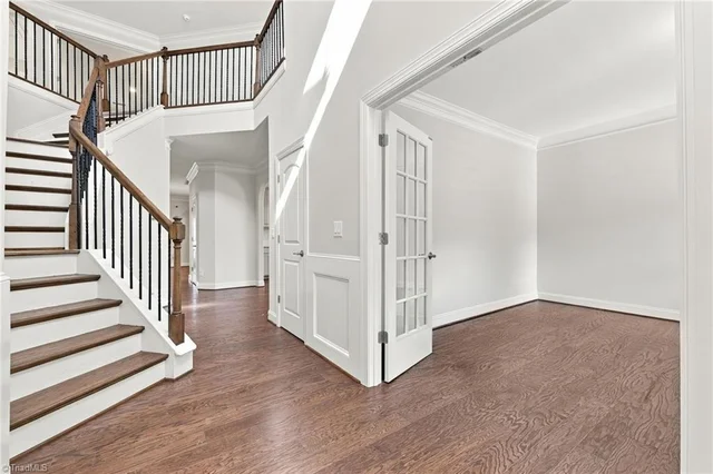 7909 Hopkins Farm Drive, photo 2 of 50