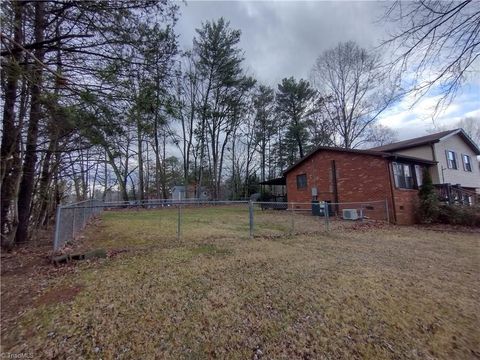 A home in Mount Airy