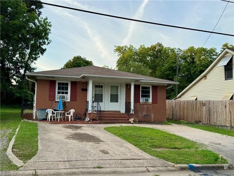 712 Snead Street A & B Reidsville NC 27320