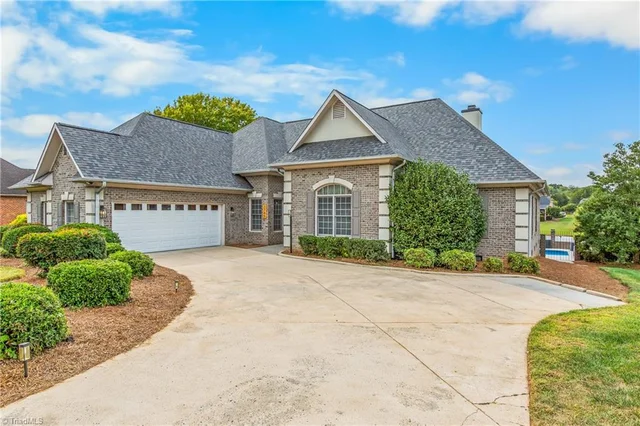 3785 Saddle Brook Drive, photo 5 of 50