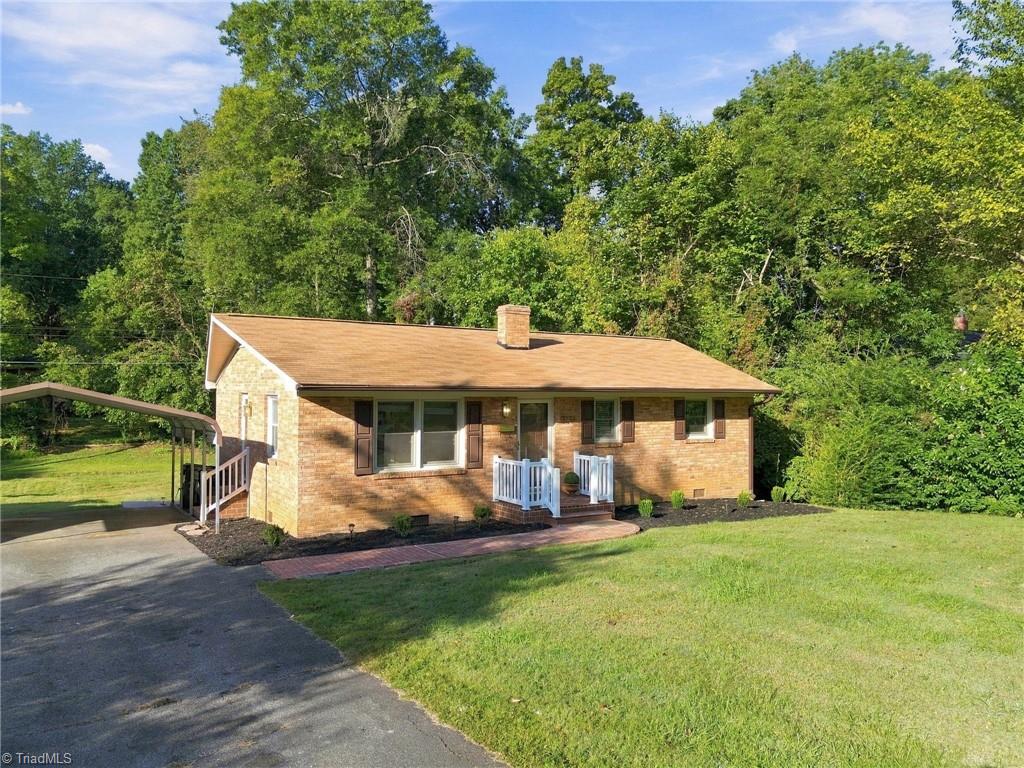 Photo of 2723 Trail one, Burlington, NC 27215 (MLS # 1237664)