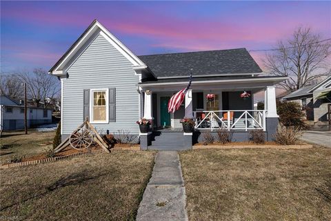 A home in Mount Airy