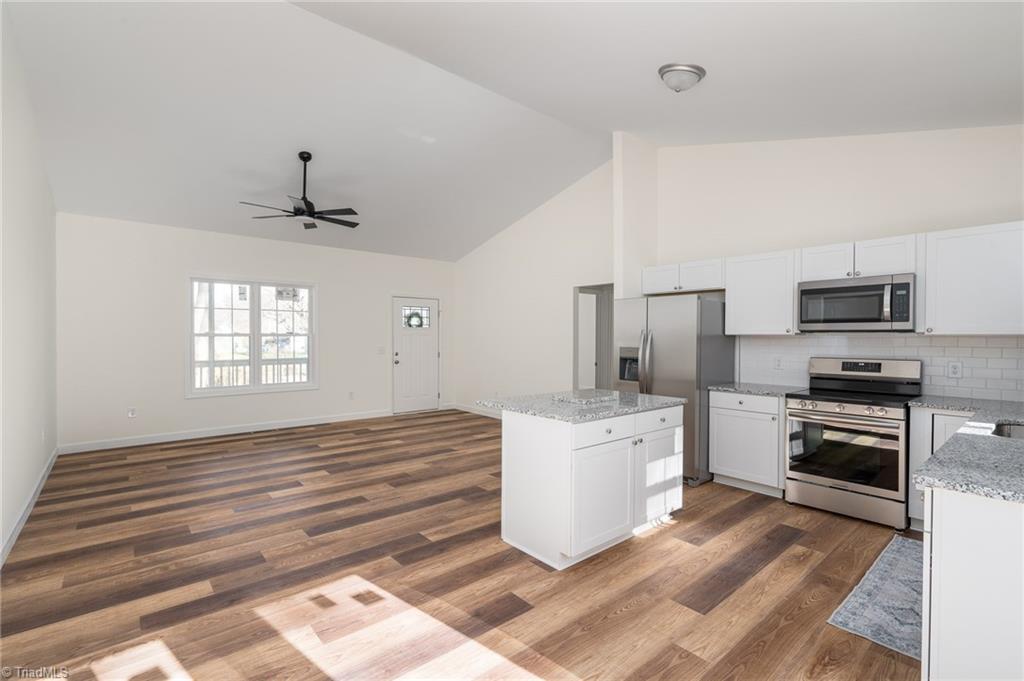 430 E Raleigh Avenue, Liberty, North Carolina image 9
