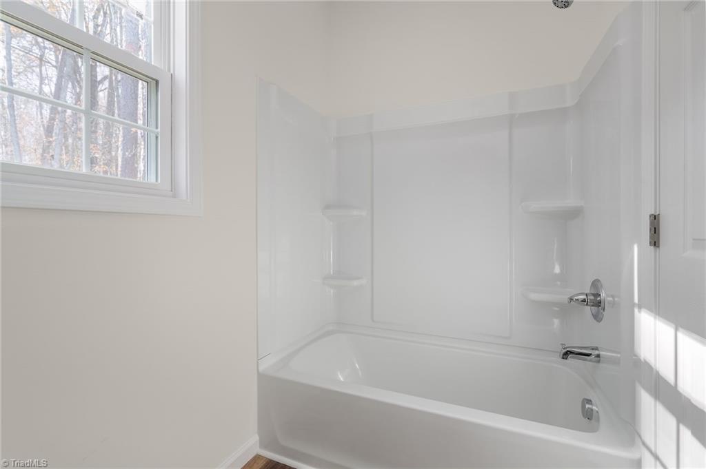 430 E Raleigh Avenue, Liberty, North Carolina image 16