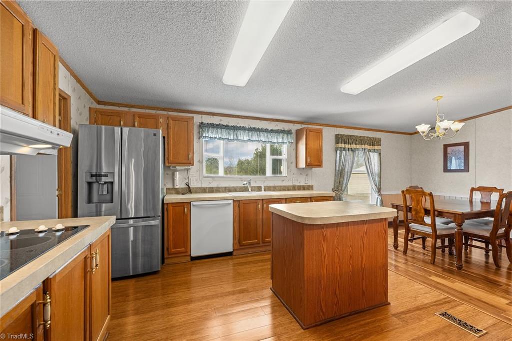 2668 Ashewood Drive, Snow Camp, North Carolina image 16