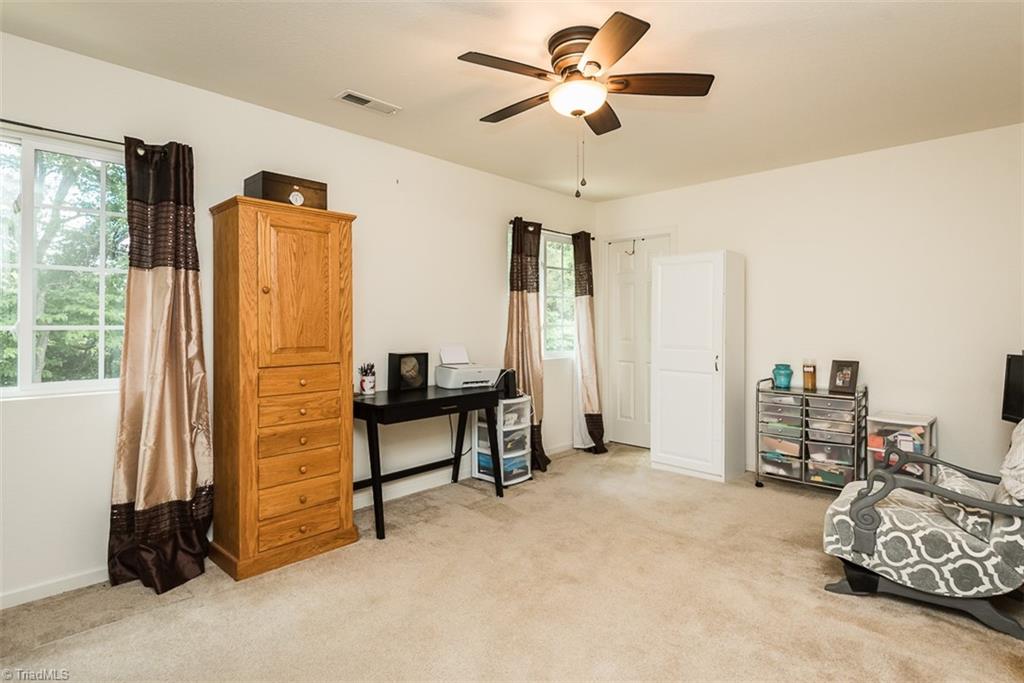 304 Walnut Crossing Drive, Whitsett, North Carolina image 25