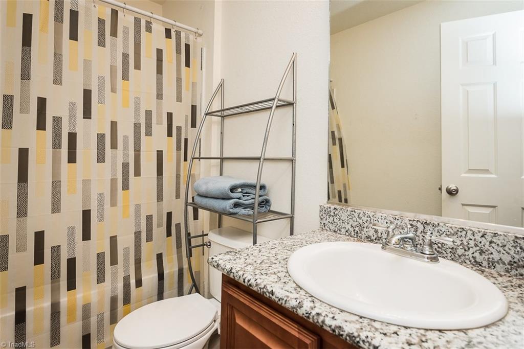 304 Walnut Crossing Drive, Whitsett, North Carolina image 22