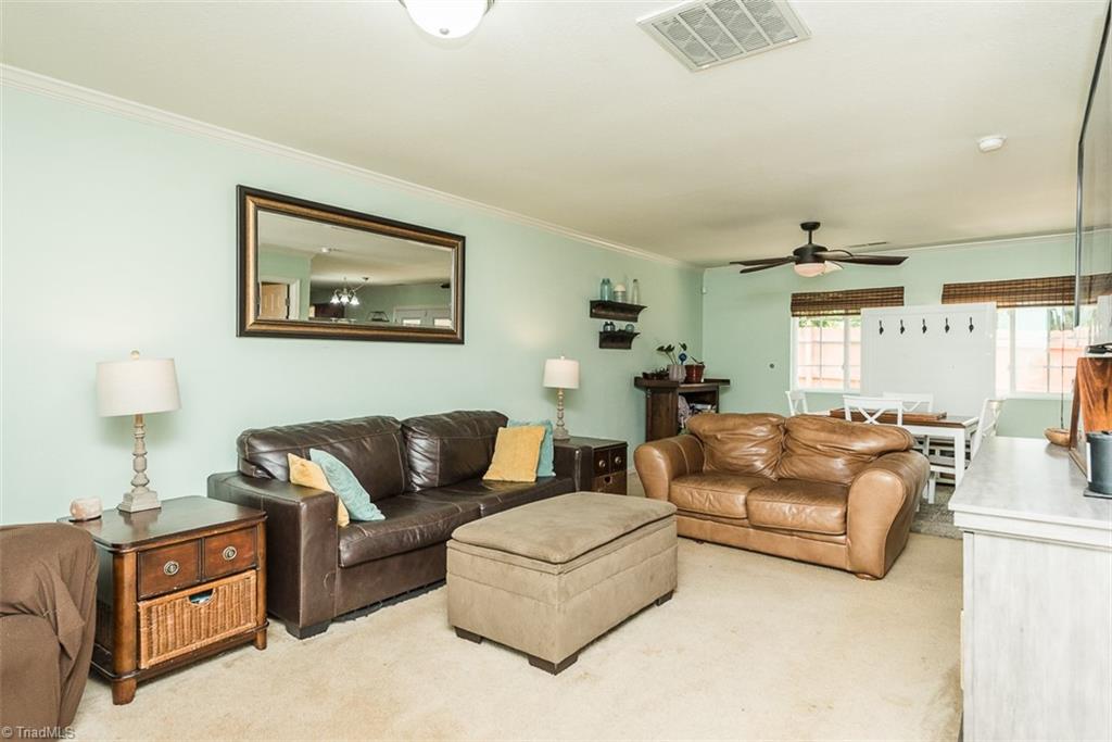 304 Walnut Crossing Drive, Whitsett, North Carolina image 5