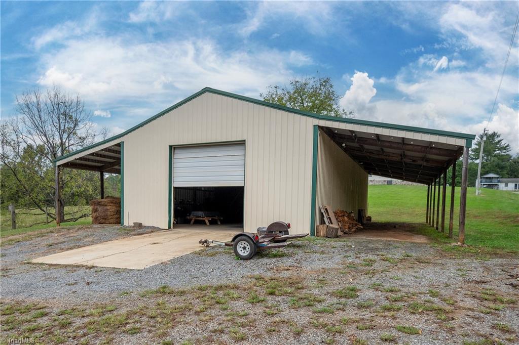 338 Nichols Road, Pilot Mountain, North Carolina image 39