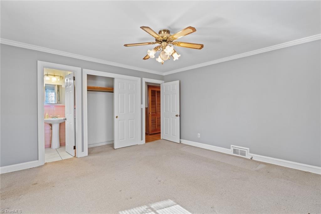 Winston-Salem, North Carolina 27107, United States, 3 Bedrooms Bedrooms, ,2 BathroomsBathrooms,Residential,Pending,8006