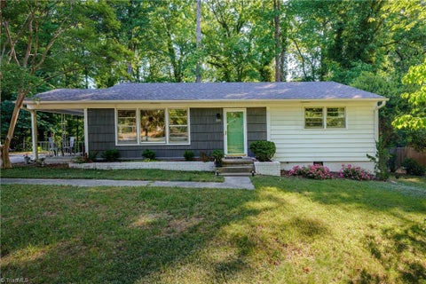 Homes For Sale - 3314 Wilshire Drive<br/> Greensboro, NC 27408