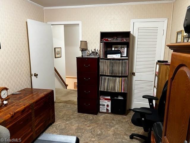 Photo 2 of 8 of 2103 Cheltenham Boulevard house