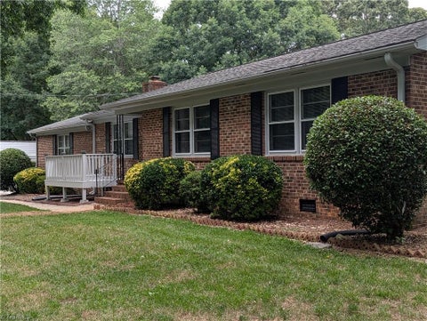 Homes For Sale - 8304 Mccrory Road<br/> Stokesdale, NC 27357