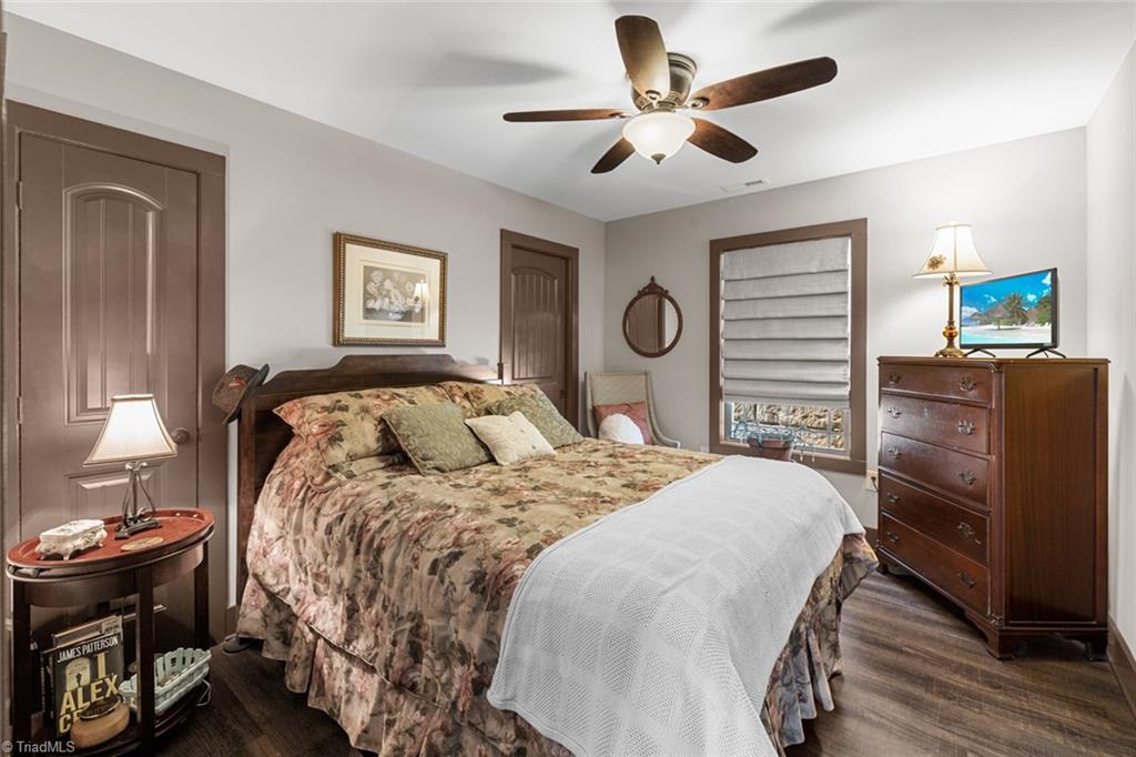 466 Shoreline Road, New London, North Carolina image 34