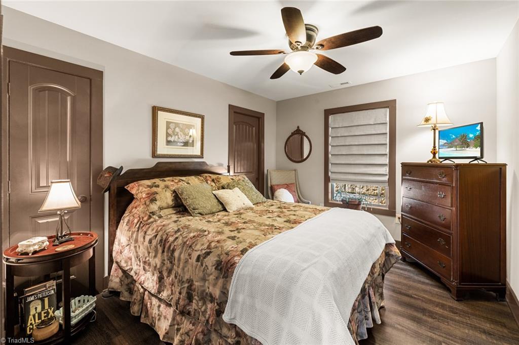 466 Shoreline Road, New London, North Carolina image 32