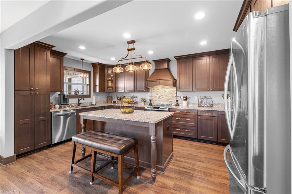 466 Shoreline Road, New London, North Carolina image 14