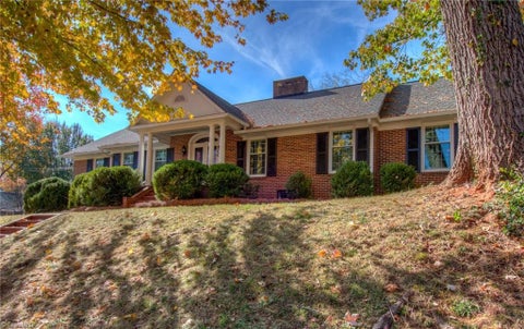 Photo for 800 Clovelly Road