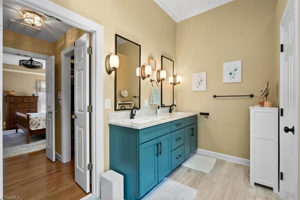 4802 Worchester Place, Jamestown, North Carolina image 26