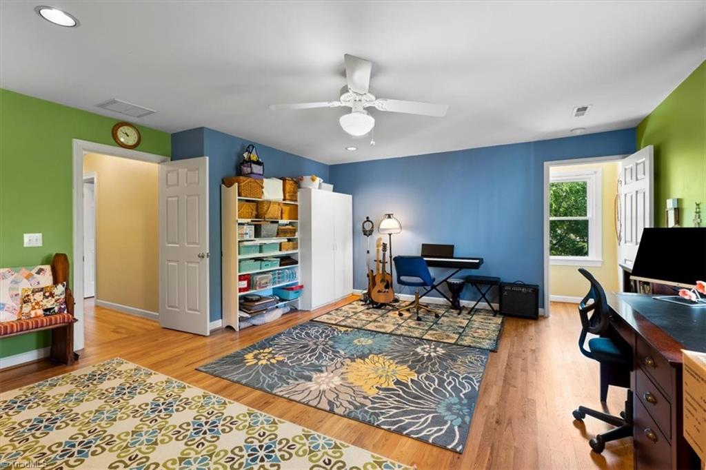 4802 Worchester Place, Jamestown, North Carolina image 33