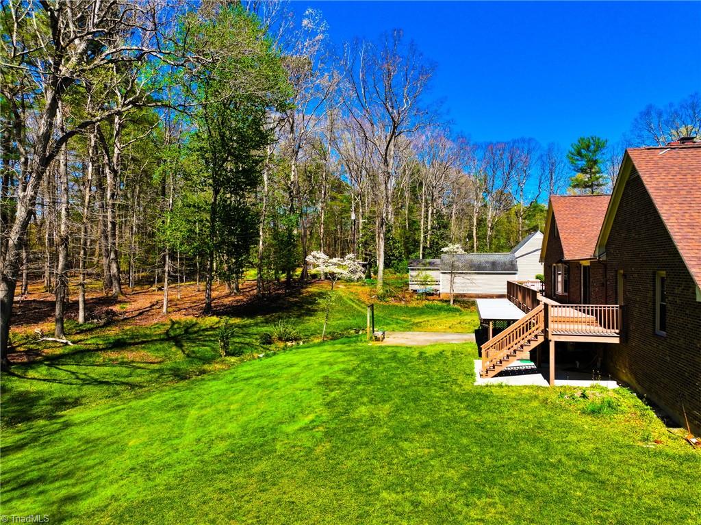 214 Ridgewood Drive, Mount Airy, North Carolina image 4