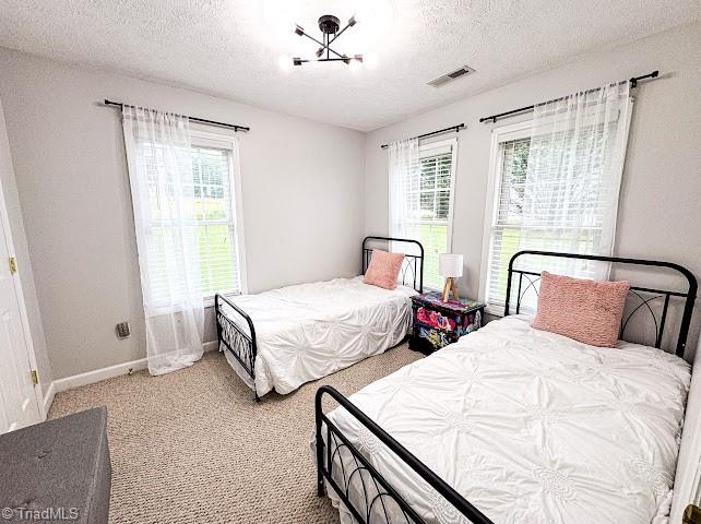 525 Bennett Street, Mount Airy, North Carolina image 27