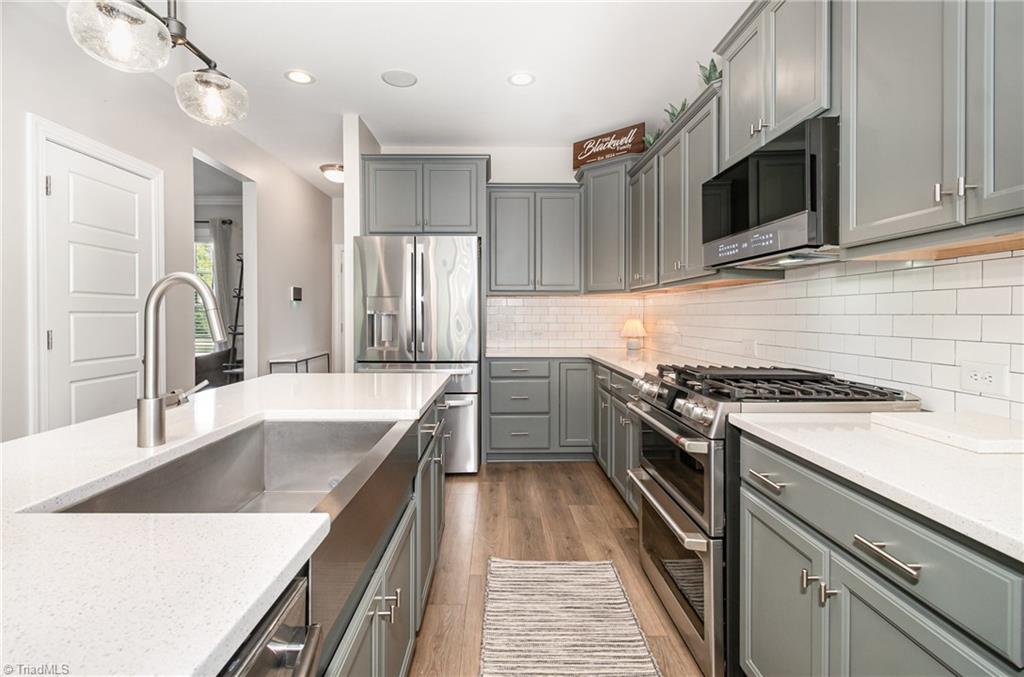 Greensboro, North Carolina 27455, United States, 4 Bedrooms Bedrooms, ,3 BathroomsBathrooms,Residential,Active,199869