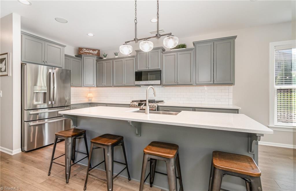 Greensboro, North Carolina 27455, United States, 4 Bedrooms Bedrooms, ,3 BathroomsBathrooms,Residential,Active,199869