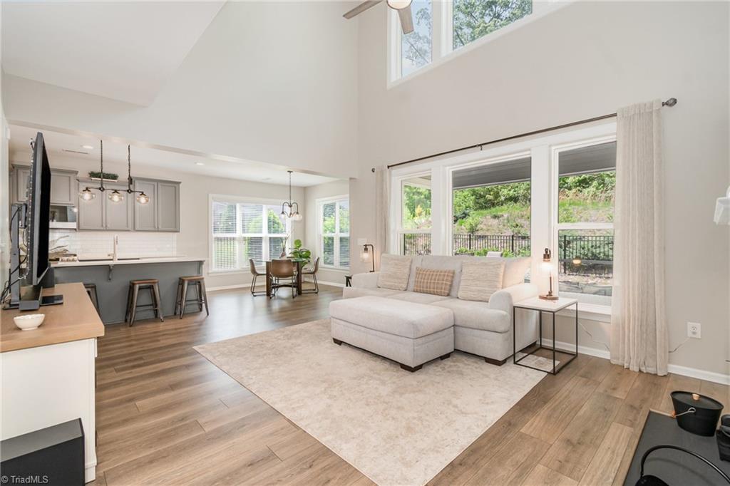 Greensboro, North Carolina 27455, United States, 4 Bedrooms Bedrooms, ,3 BathroomsBathrooms,Residential,Active,199869