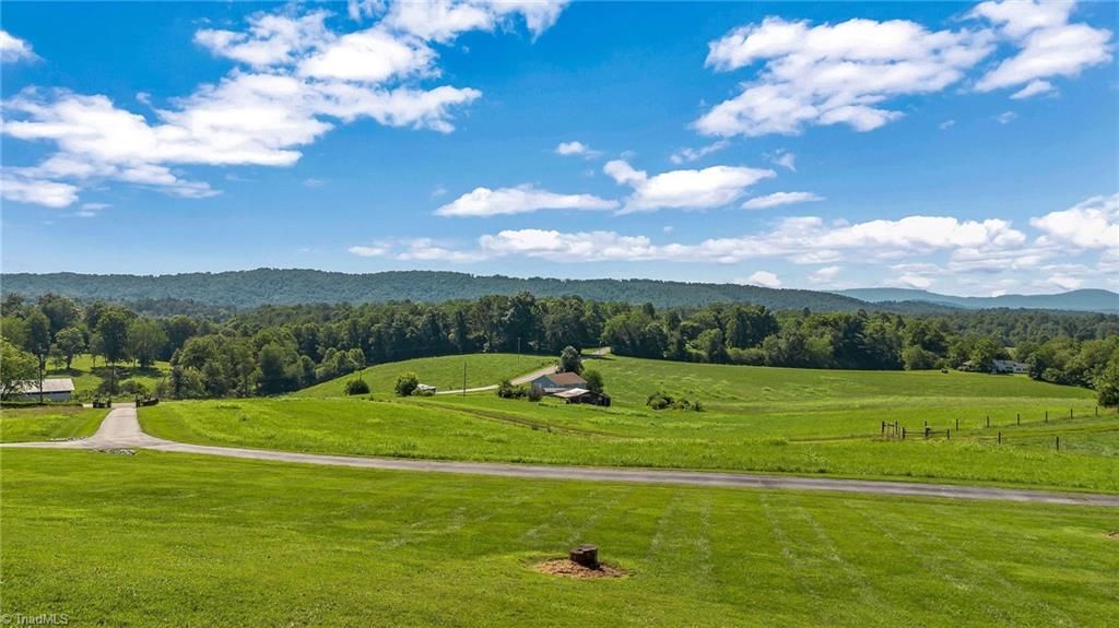 Photo of 2027 Boiling Springs Road, Purlear, NC 28665 (MLS # 1186976)