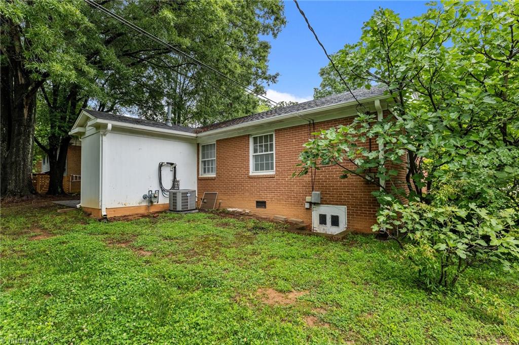 2303 Running Brook Drive, Greensboro, North Carolina image 6