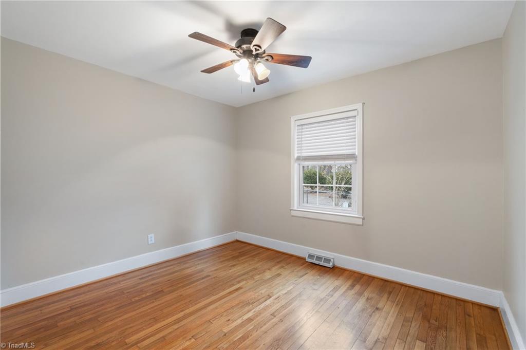 216 Forestdale Drive, Jamestown, North Carolina image 24