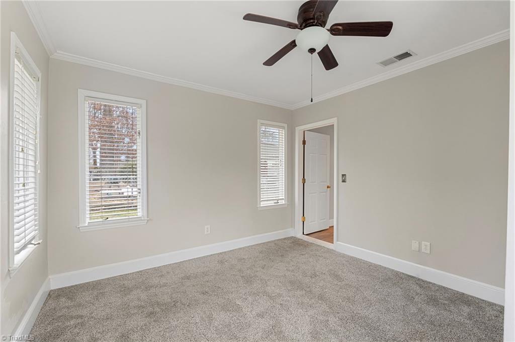 216 Forestdale Drive, Jamestown, North Carolina image 23