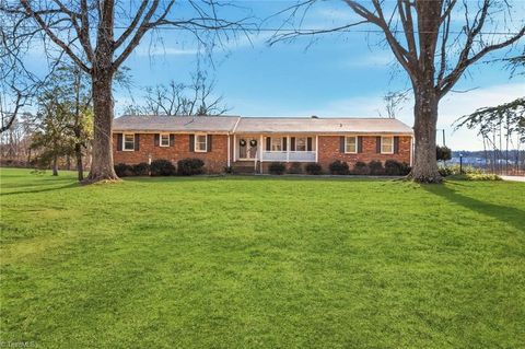 330 Fishel Road Winston-Salem NC 27127