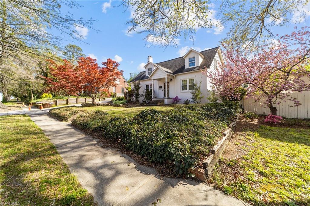 1807 W Friendly Avenue, Greensboro, North Carolina image 3