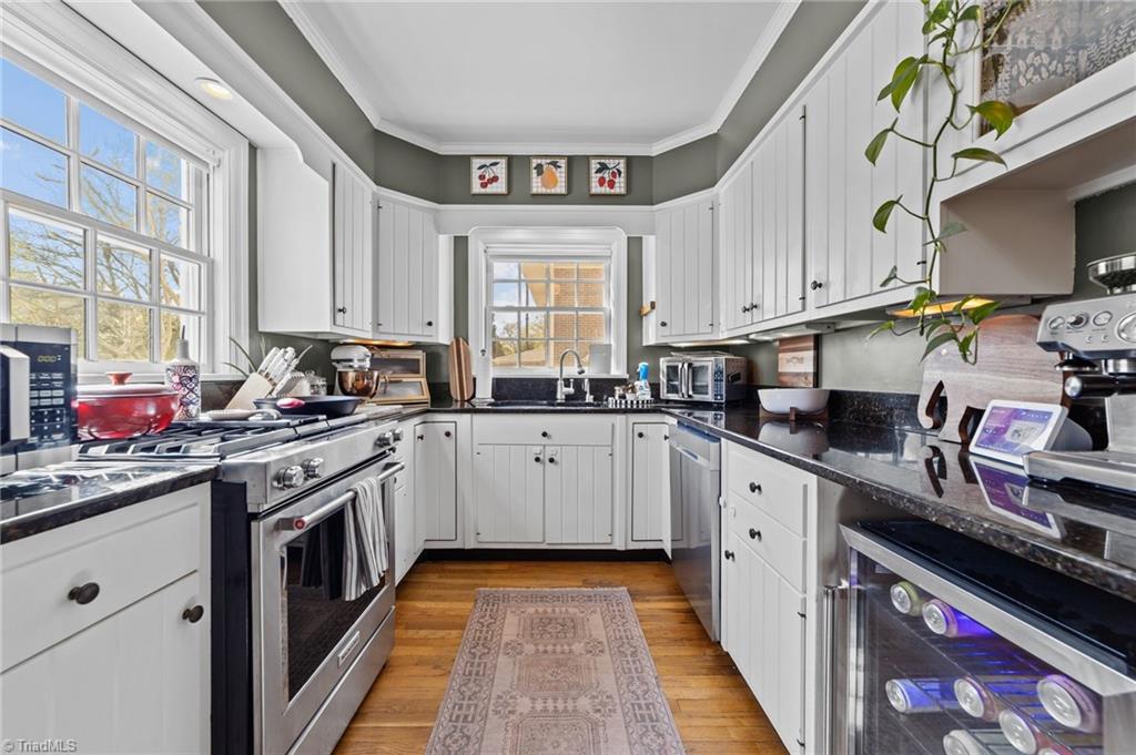 1807 W Friendly Avenue, Greensboro, North Carolina image 13