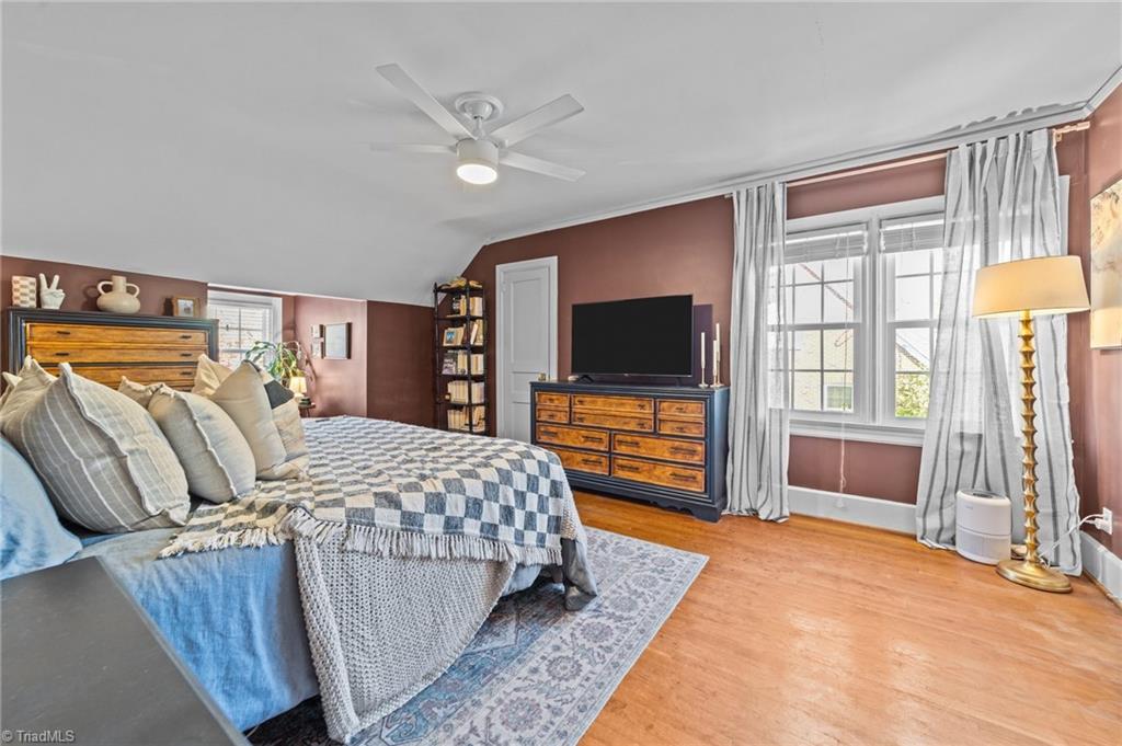 1807 W Friendly Avenue, Greensboro, North Carolina image 23