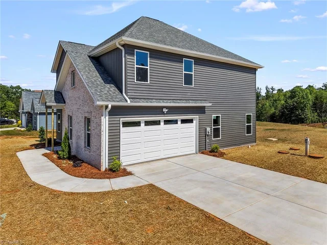 206 Timber Hill Court, photo 3 of 42