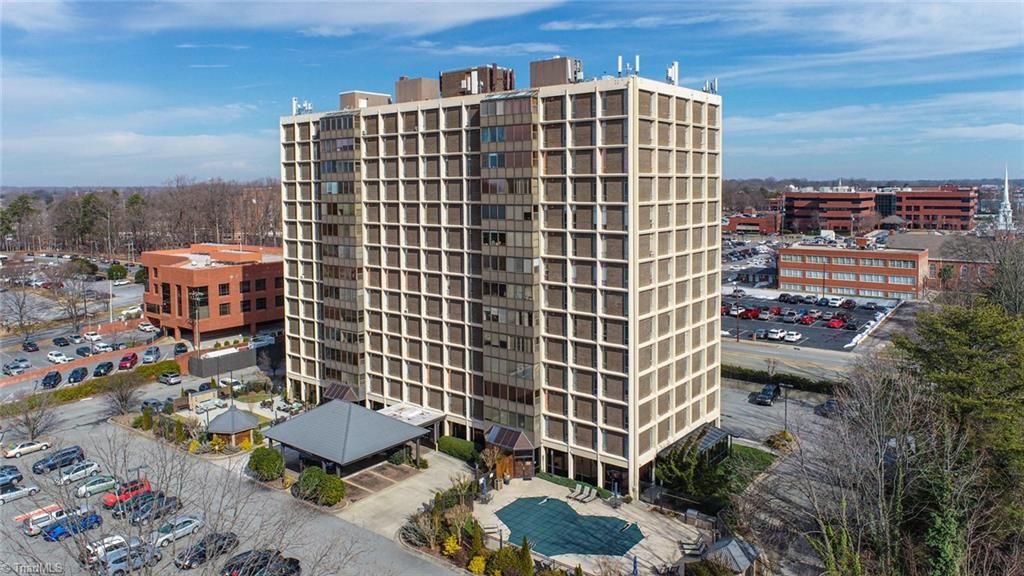 Photo of 1101 N Elm Street #1005, Greensboro, NC 27401 (MLS # 1209256)