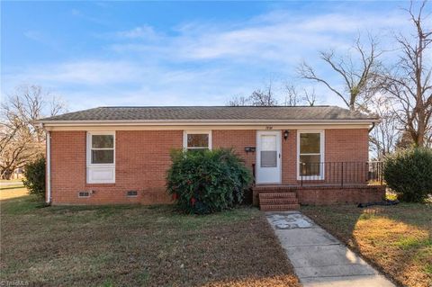 1884 Deborah Lane Winston-Salem NC 27103