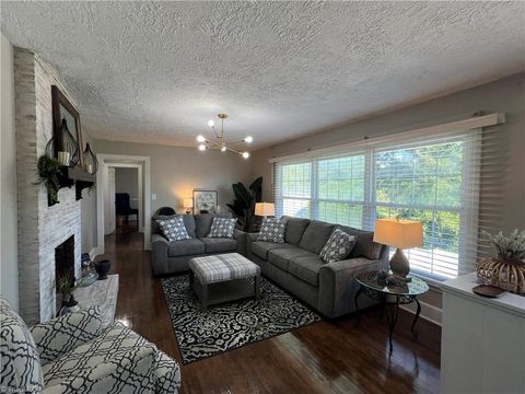 Homes For Sale - 118 Triplett Street<br/> Yadkin County, Jonesville, NC 28642