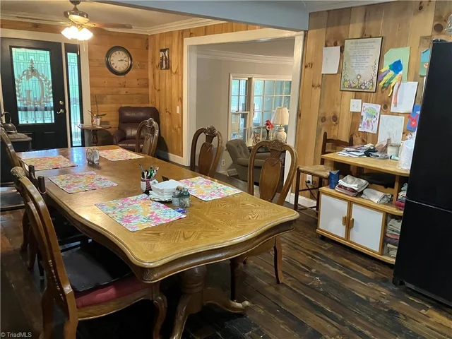 1016 Sanders Shelton Road, photo 3 of 22