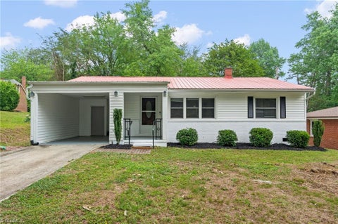 Homes For Sale - 1410 Wiltshire Street<br/> High Point, NC 27265