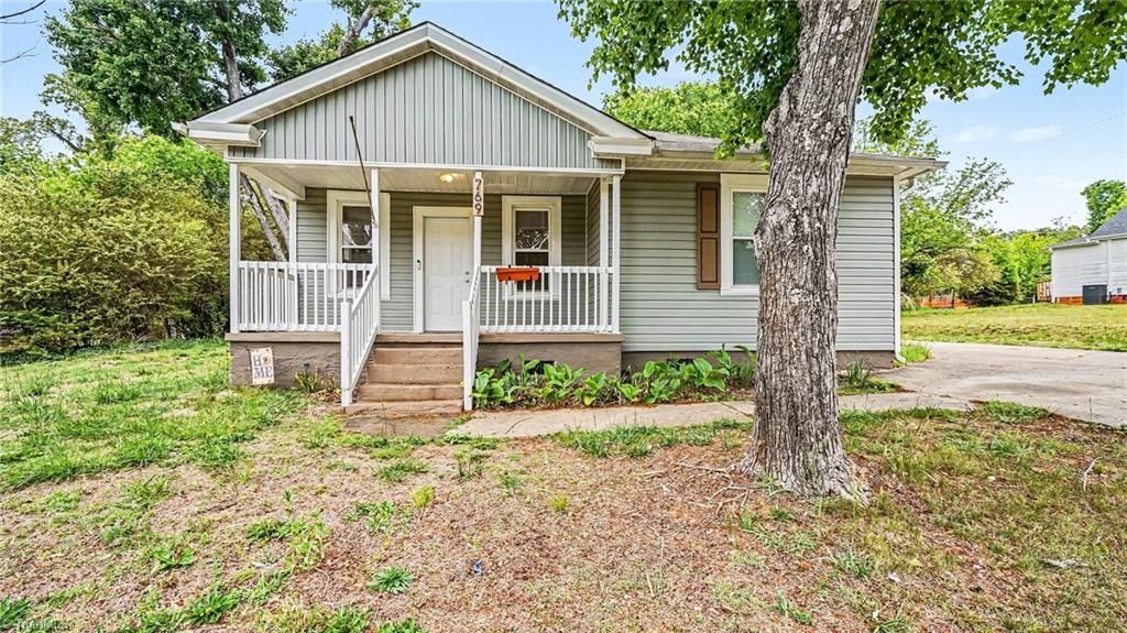 Photo of 769 Circle Drive, Eden, NC 27288 (MLS # 1217948)