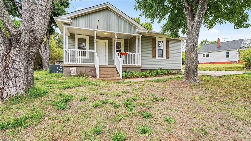 Photo of 769 Circle Drive, Eden, NC 27288 (MLS # 1217948)