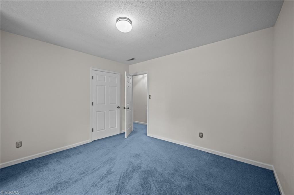 8016 Riverview Drive, Clemmons, North Carolina image 17