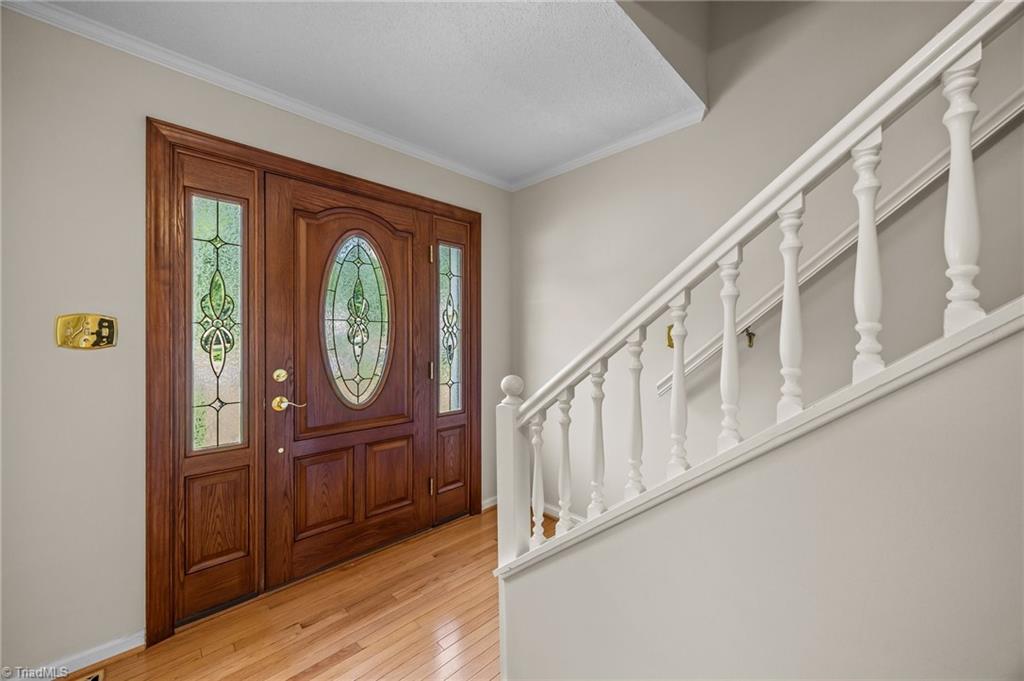 8016 Riverview Drive, Clemmons, North Carolina image 3