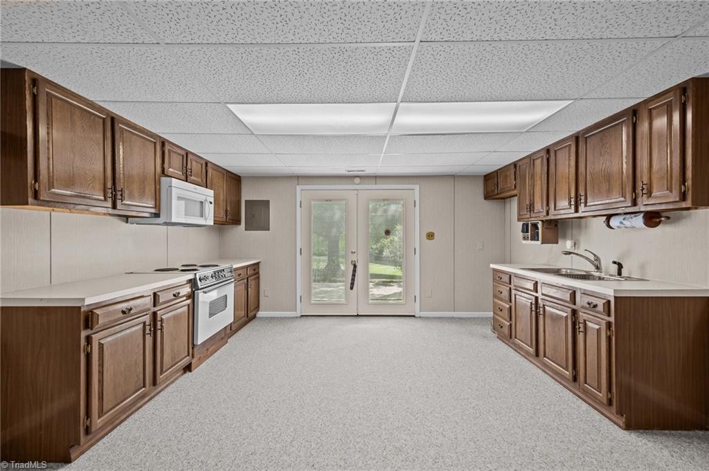 8016 Riverview Drive, Clemmons, North Carolina image 24