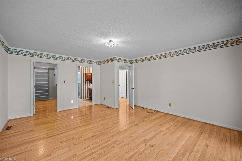 8016 Riverview Drive, Clemmons, North Carolina image 12