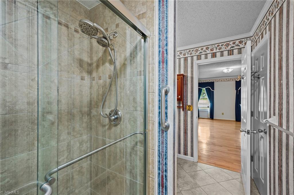 8016 Riverview Drive, Clemmons, North Carolina image 14