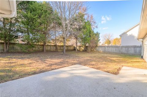 A home in Clemmons